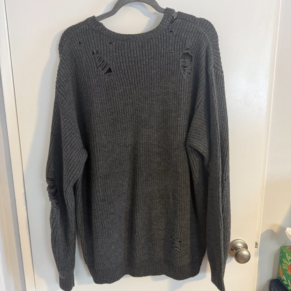 Forever21 Men's Distressed Drop-Sleeve Sweater - Picture 3 of 4